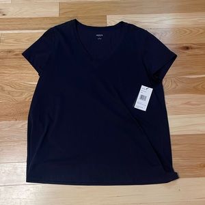 100% lightweight cotton Lafayette 148 tee. Feels so silky smooth! Deep navy.